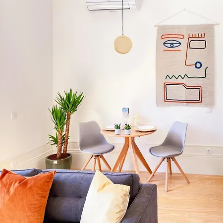 Sunny Terrace Facing Clerigos Tower *