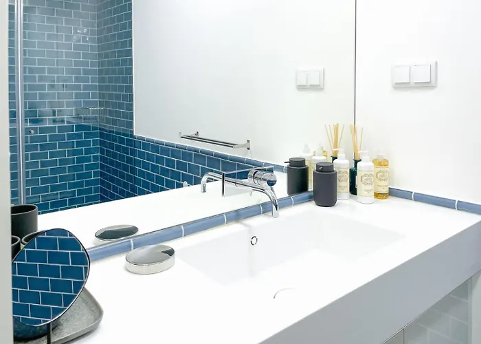 Sunny Terrace Facing Clerigos Tower Appartement *