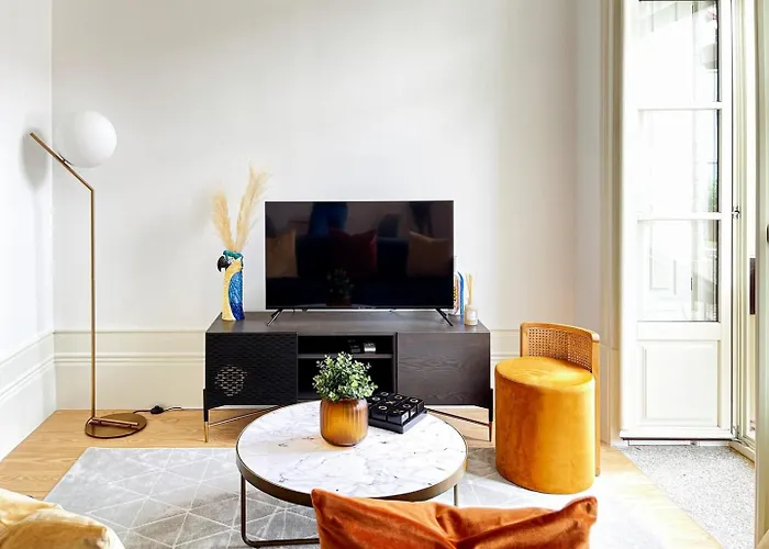 Sunny Terrace Facing Clerigos Tower Apartman *