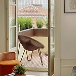 Sunny Terrace Facing Clerigos Tower *