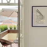 Sunny Terrace Facing Clerigos Tower Διαμέρισμα *