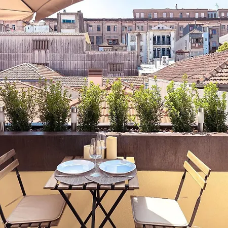Apartment Sunny Terrace Facing Clerigos Tower Porto